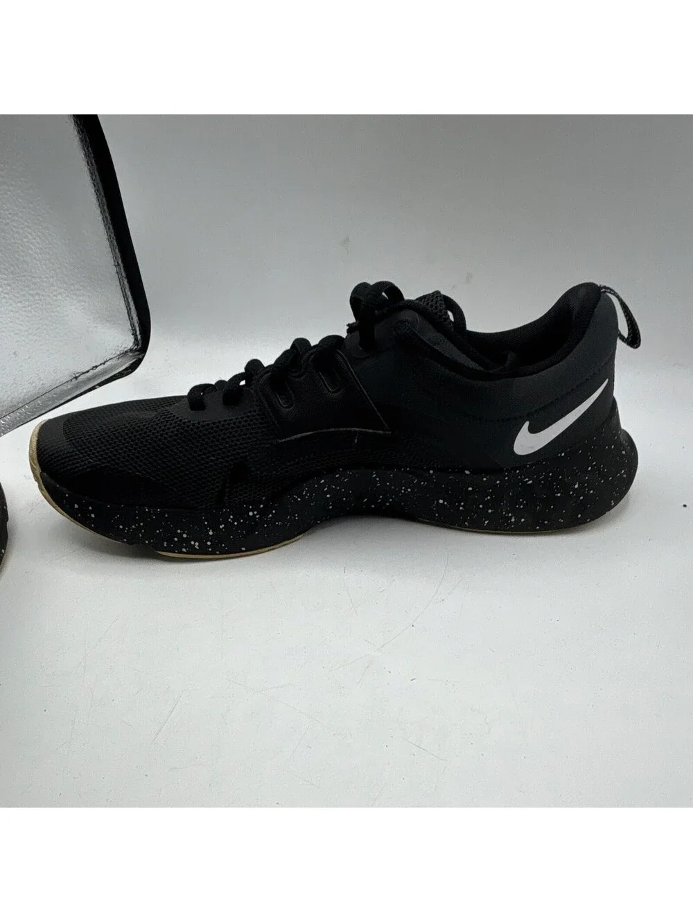 Nike Renew Retaliation TR 3 DA1350-001 Anthracite/Black/White Mesh Size 12